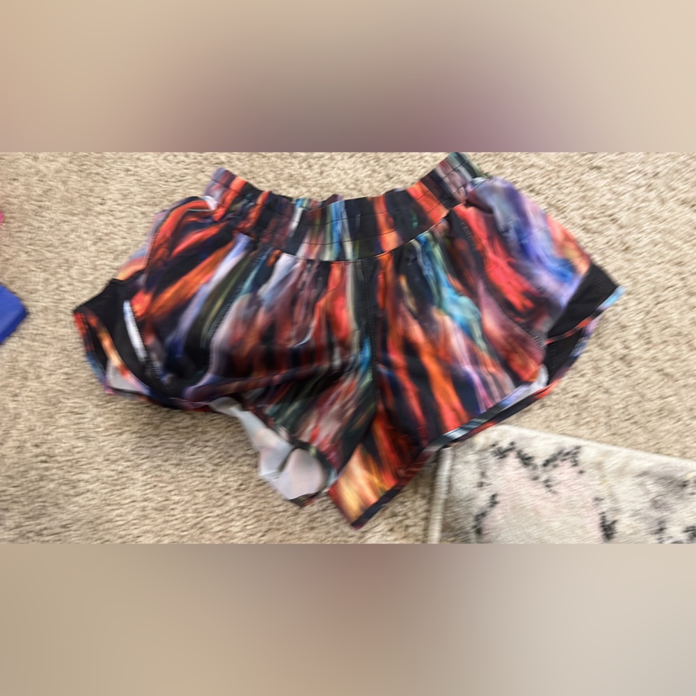 Hotty hot shorts size 6 2.5” inseam